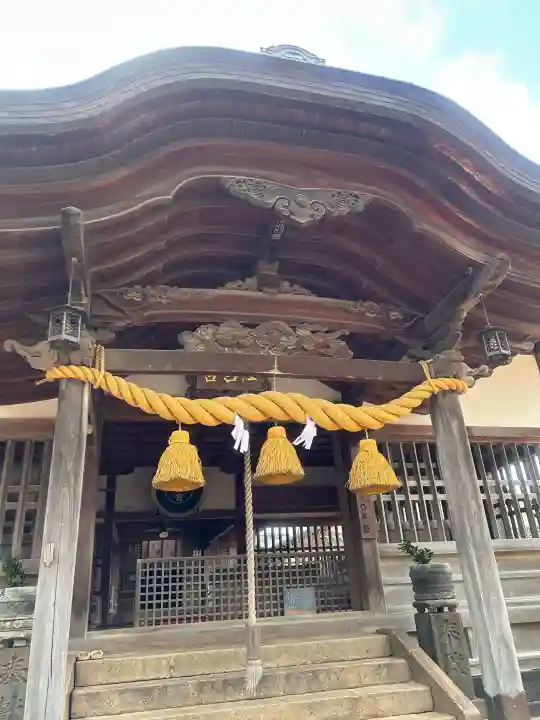 住吉神社の{uncategorized: "未分類", other: "その他", undefined: "問題あり", building: "その他建物", grave: "お墓", sacred_gate: "鳥居", guardian: "狛犬", statue: "像", buddha: "仏像", history: "歴史", nature: "自然", garden: "庭園", animal: "動物", pagoda: "塔", temizu: "手水舎", mountain_gate: "山門・神門", sanctuary: "本殿・本堂", subordinate: "末社・摂社", art: "芸術", scenery: "景色", jizo: "地蔵", ema: "絵馬", goshuin: "御朱印", omikuji: "おみくじ", items: "授与品その他", amulet: "お守り", goshuincho: "御朱印帳", eats: "食事", festival: "お祭り", votive_dance: "神楽", shichigosan: "七五三参", wedding: "結婚式", experience: "体験その他", initially: "初詣", around: "周辺", anti_infection: "感染症対策"}