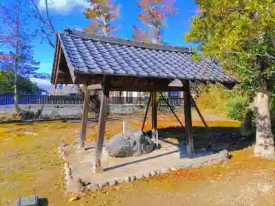 八劔神社の手水舎