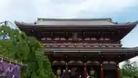 浅草寺の山門・神門