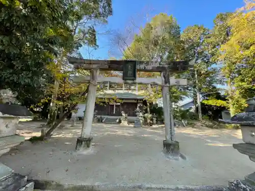 八王子神社の鳥居