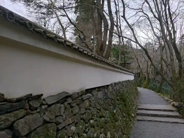 高山寺の{uncategorized: "未分類", other: "その他", undefined: "問題あり", building: "その他建物", grave: "お墓", sacred_gate: "鳥居", guardian: "狛犬", statue: "像", buddha: "仏像", history: "歴史", nature: "自然", garden: "庭園", animal: "動物", pagoda: "塔", temizu: "手水舎", mountain_gate: "山門・神門", sanctuary: "本殿・本堂", subordinate: "末社・摂社", art: "芸術", scenery: "景色", jizo: "地蔵", ema: "絵馬", goshuin: "御朱印", omikuji: "おみくじ", items: "授与品その他", amulet: "お守り", goshuincho: "御朱印帳", eats: "食事", festival: "お祭り", votive_dance: "神楽", shichigosan: "七五三参", wedding: "結婚式", experience: "体験その他", initially: "初詣", around: "周辺", anti_infection: "感染症対策"}