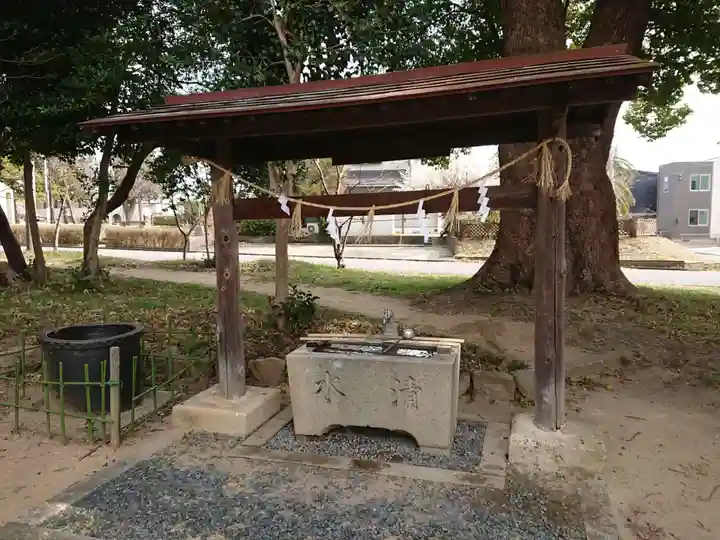 小針神明社の手水舎
