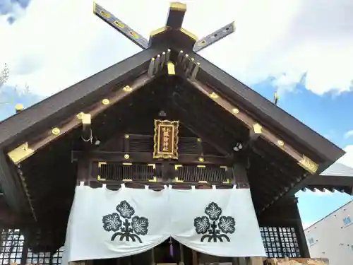札幌諏訪神社の本殿・本堂