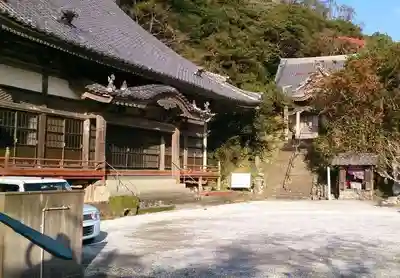 観音寺の本殿・本堂