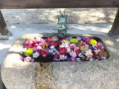神館神社の手水舎