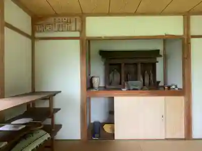 日熊お堂の本殿・本堂