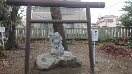 熊川神社の像