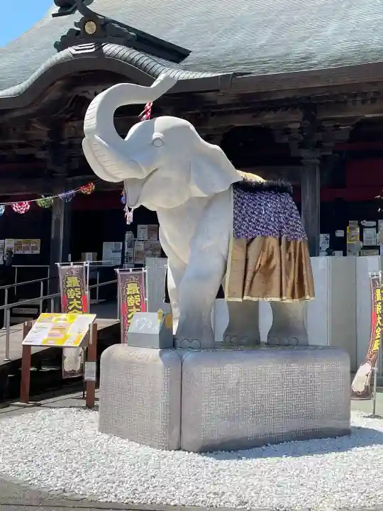 長福寿寺の{uncategorized: "未分類", other: "その他", undefined: "問題あり", building: "その他建物", grave: "お墓", sacred_gate: "鳥居", guardian: "狛犬", statue: "像", buddha: "仏像", history: "歴史", nature: "自然", garden: "庭園", animal: "動物", pagoda: "塔", temizu: "手水舎", mountain_gate: "山門・神門", sanctuary: "本殿・本堂", subordinate: "末社・摂社", art: "芸術", scenery: "景色", jizo: "地蔵", ema: "絵馬", goshuin: "御朱印", omikuji: "おみくじ", items: "授与品その他", amulet: "お守り", goshuincho: "御朱印帳", eats: "食事", festival: "お祭り", votive_dance: "神楽", shichigosan: "七五三参", wedding: "結婚式", experience: "体験その他", initially: "初詣", around: "周辺", anti_infection: "感染症対策"}