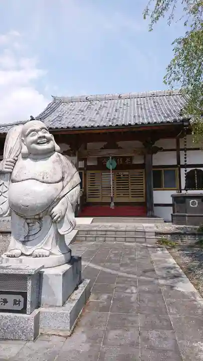 長桂寺の本殿・本堂