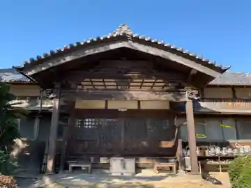 勝隆寺の本殿・本堂