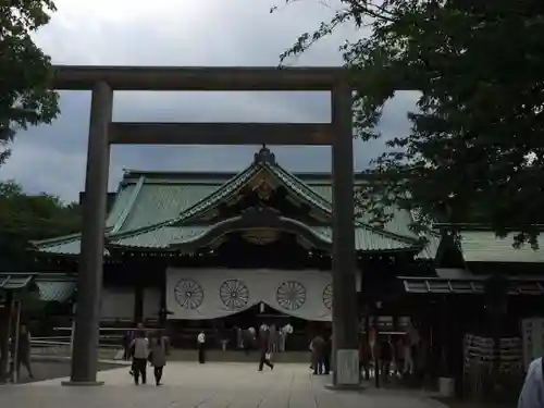 靖國神社の鳥居