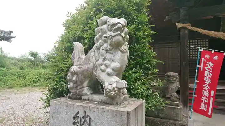 網戸神社の狛犬