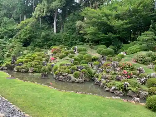 龍潭寺の庭園