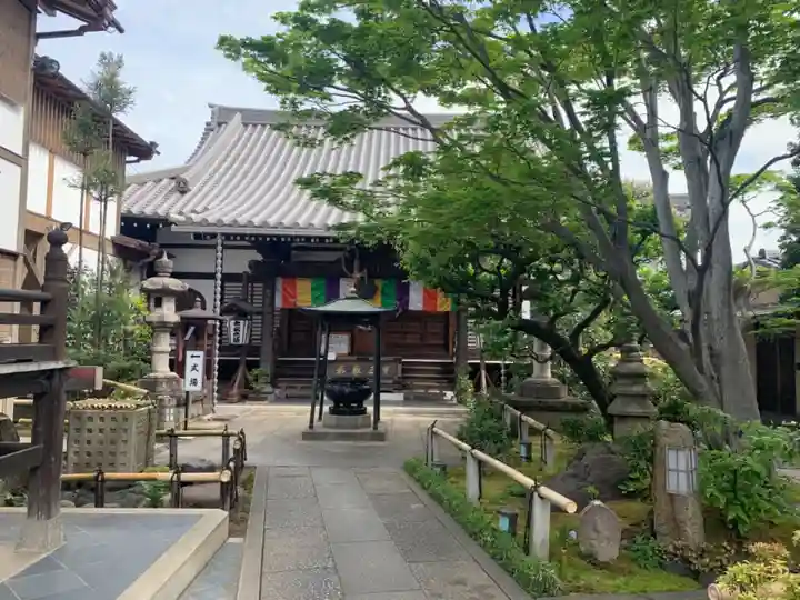 常性寺の本殿・本堂