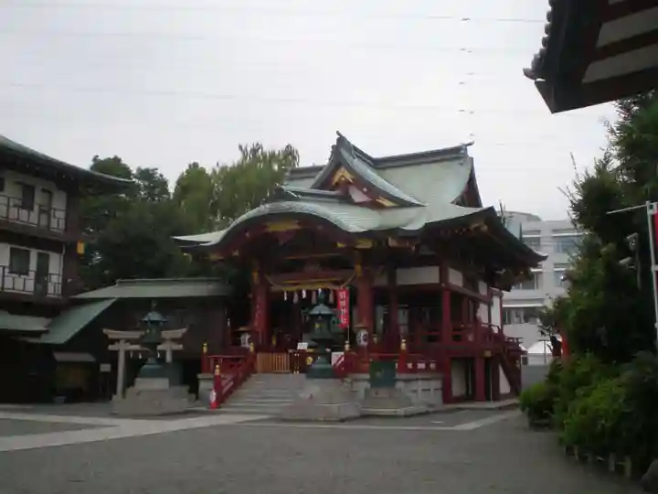 羽田神社の本殿・本堂