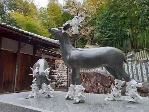 北山鹿島神社の像