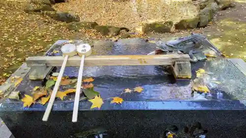 音更神社の手水舎