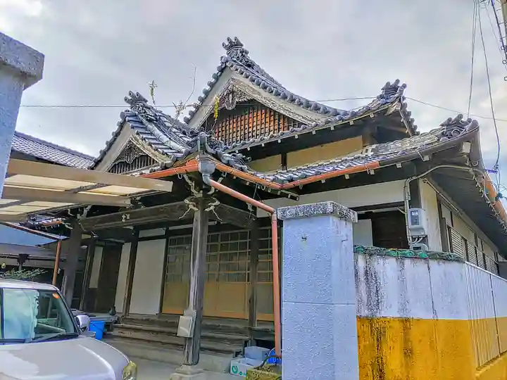 黄金不動寺の本殿・本堂