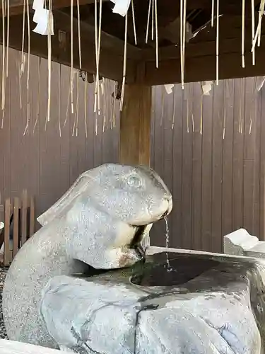 調神社の手水舎