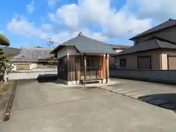 満蔵院の本殿・本堂