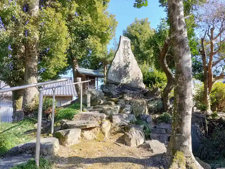 若松社の末社・摂社