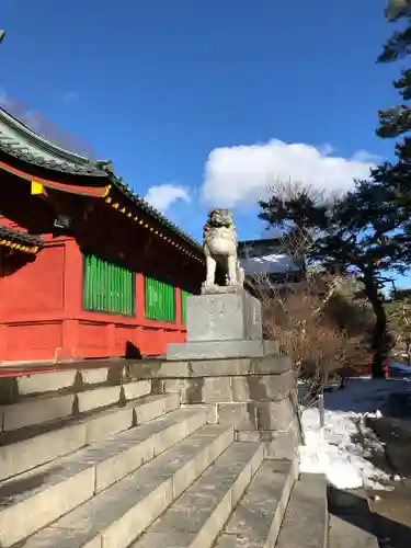 日光二荒山神社中宮祠の狛犬