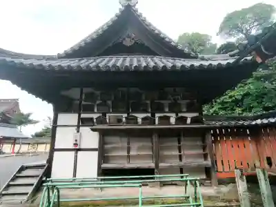 美濃國一宮　南宮大社の{uncategorized: "未分類", other: "その他", undefined: "問題あり", building: "その他建物", grave: "お墓", sacred_gate: "鳥居", guardian: "狛犬", statue: "像", buddha: "仏像", history: "歴史", nature: "自然", garden: "庭園", animal: "動物", pagoda: "塔", temizu: "手水舎", mountain_gate: "山門・神門", sanctuary: "本殿・本堂", subordinate: "末社・摂社", art: "芸術", scenery: "景色", jizo: "地蔵", ema: "絵馬", goshuin: "御朱印", omikuji: "おみくじ", items: "授与品その他", amulet: "お守り", goshuincho: "御朱印帳", eats: "食事", festival: "お祭り", votive_dance: "神楽", shichigosan: "七五三参", wedding: "結婚式", experience: "体験その他", initially: "初詣", around: "周辺", anti_infection: "感染症対策"}