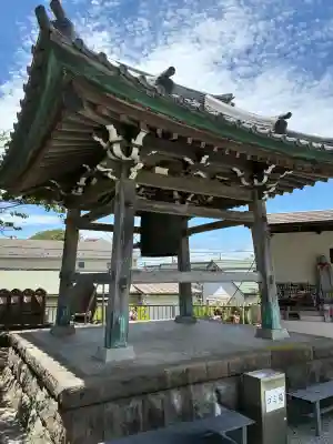 満福寺の{uncategorized: "未分類", other: "その他", undefined: "問題あり", building: "その他建物", grave: "お墓", sacred_gate: "鳥居", guardian: "狛犬", statue: "像", buddha: "仏像", history: "歴史", nature: "自然", garden: "庭園", animal: "動物", pagoda: "塔", temizu: "手水舎", mountain_gate: "山門・神門", sanctuary: "本殿・本堂", subordinate: "末社・摂社", art: "芸術", scenery: "景色", jizo: "地蔵", ema: "絵馬", goshuin: "御朱印", omikuji: "おみくじ", items: "授与品その他", amulet: "お守り", goshuincho: "御朱印帳", eats: "食事", festival: "お祭り", votive_dance: "神楽", shichigosan: "七五三参", wedding: "結婚式", experience: "体験その他", initially: "初詣", around: "周辺", anti_infection: "感染症対策"}