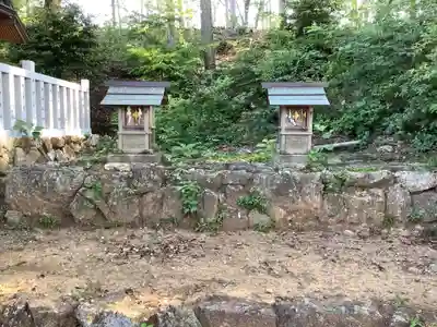 東之宮社の末社・摂社