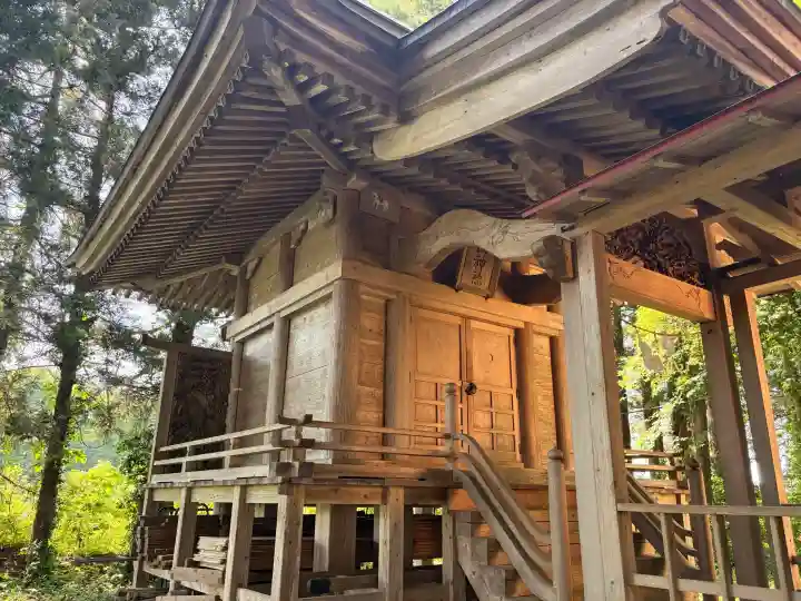 大山神社の{uncategorized: "未分類", other: "その他", undefined: "問題あり", building: "その他建物", grave: "お墓", sacred_gate: "鳥居", guardian: "狛犬", statue: "像", buddha: "仏像", history: "歴史", nature: "自然", garden: "庭園", animal: "動物", pagoda: "塔", temizu: "手水舎", mountain_gate: "山門・神門", sanctuary: "本殿・本堂", subordinate: "末社・摂社", art: "芸術", scenery: "景色", jizo: "地蔵", ema: "絵馬", goshuin: "御朱印", omikuji: "おみくじ", items: "授与品その他", amulet: "お守り", goshuincho: "御朱印帳", eats: "食事", festival: "お祭り", votive_dance: "神楽", shichigosan: "七五三参", wedding: "結婚式", experience: "体験その他", initially: "初詣", around: "周辺", anti_infection: "感染症対策"}