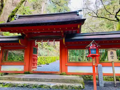 貴船神社の山門・神門