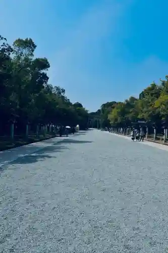 橿原神宮の{uncategorized: "未分類", other: "その他", undefined: "問題あり", building: "その他建物", grave: "お墓", sacred_gate: "鳥居", guardian: "狛犬", statue: "像", buddha: "仏像", history: "歴史", nature: "自然", garden: "庭園", animal: "動物", pagoda: "塔", temizu: "手水舎", mountain_gate: "山門・神門", sanctuary: "本殿・本堂", subordinate: "末社・摂社", art: "芸術", scenery: "景色", jizo: "地蔵", ema: "絵馬", goshuin: "御朱印", omikuji: "おみくじ", items: "授与品その他", amulet: "お守り", goshuincho: "御朱印帳", eats: "食事", festival: "お祭り", votive_dance: "神楽", shichigosan: "七五三参", wedding: "結婚式", experience: "体験その他", initially: "初詣", around: "周辺", anti_infection: "感染症対策"}