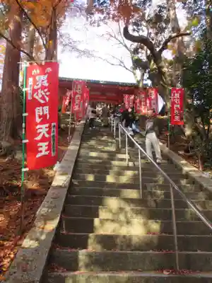 毘沙門堂門跡の山門・神門