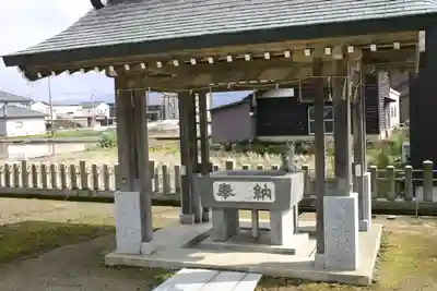 春日神社の手水舎