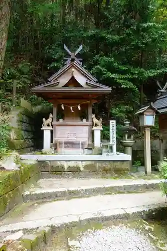 葛城一言主神社の末社・摂社