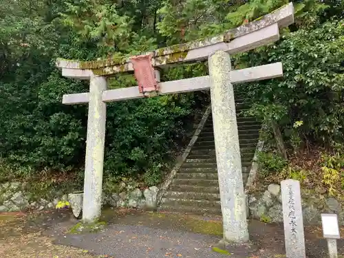 波豆八幡神社の鳥居