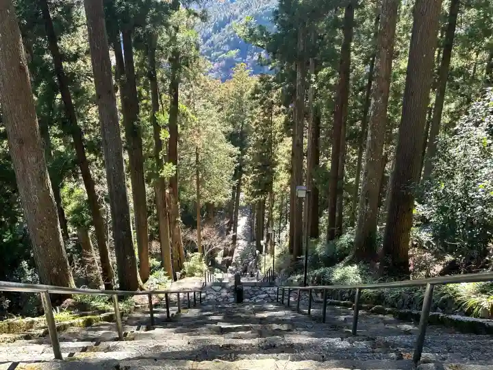 久遠寺の{uncategorized: "未分類", other: "その他", undefined: "問題あり", building: "その他建物", grave: "お墓", sacred_gate: "鳥居", guardian: "狛犬", statue: "像", buddha: "仏像", history: "歴史", nature: "自然", garden: "庭園", animal: "動物", pagoda: "塔", temizu: "手水舎", mountain_gate: "山門・神門", sanctuary: "本殿・本堂", subordinate: "末社・摂社", art: "芸術", scenery: "景色", jizo: "地蔵", ema: "絵馬", goshuin: "御朱印", omikuji: "おみくじ", items: "授与品その他", amulet: "お守り", goshuincho: "御朱印帳", eats: "食事", festival: "お祭り", votive_dance: "神楽", shichigosan: "七五三参", wedding: "結婚式", experience: "体験その他", initially: "初詣", around: "周辺", anti_infection: "感染症対策"}