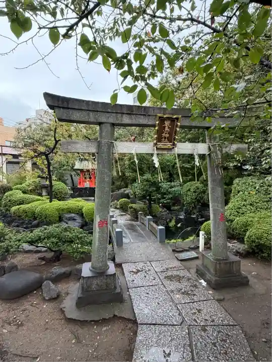 厳島神社(東京都)