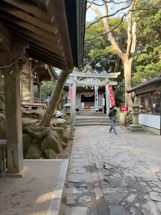 八百富神社の{uncategorized: "未分類", other: "その他", undefined: "問題あり", building: "その他建物", grave: "お墓", sacred_gate: "鳥居", guardian: "狛犬", statue: "像", buddha: "仏像", history: "歴史", nature: "自然", garden: "庭園", animal: "動物", pagoda: "塔", temizu: "手水舎", mountain_gate: "山門・神門", sanctuary: "本殿・本堂", subordinate: "末社・摂社", art: "芸術", scenery: "景色", jizo: "地蔵", ema: "絵馬", goshuin: "御朱印", omikuji: "おみくじ", items: "授与品その他", amulet: "お守り", goshuincho: "御朱印帳", eats: "食事", festival: "お祭り", votive_dance: "神楽", shichigosan: "七五三参", wedding: "結婚式", experience: "体験その他", initially: "初詣", around: "周辺", anti_infection: "感染症対策"}