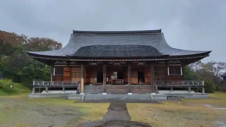 国分寺の本殿・本堂