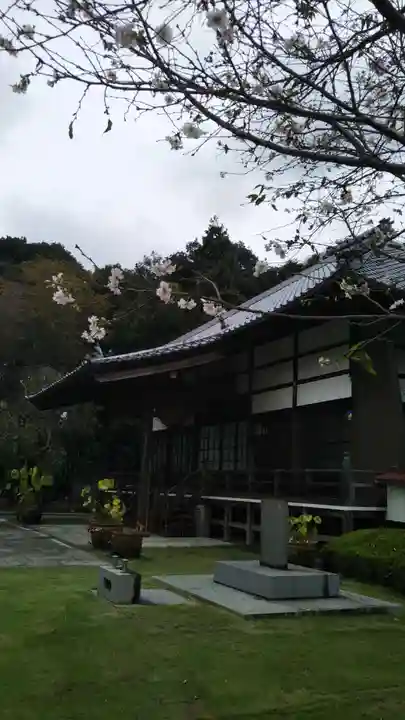 光恩寺の本殿・本堂