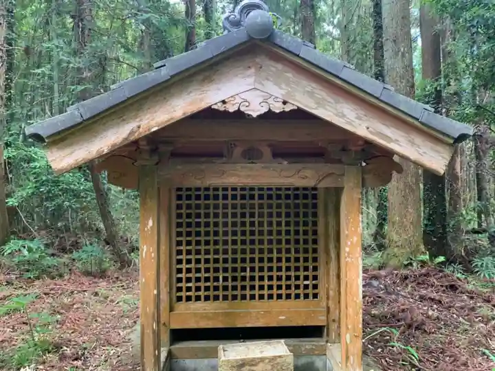 東小高神社のその他建物