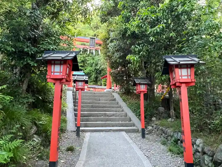櫟谷宗像神社(松尾大社摂社)のその他建物