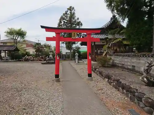 白山神社の鳥居