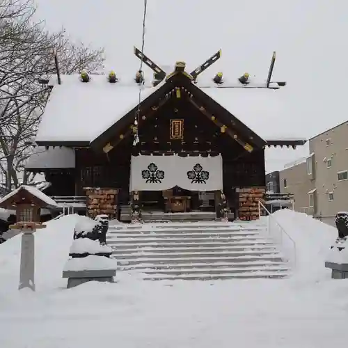 札幌諏訪神社の本殿・本堂