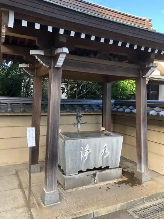 長福寺の手水舎