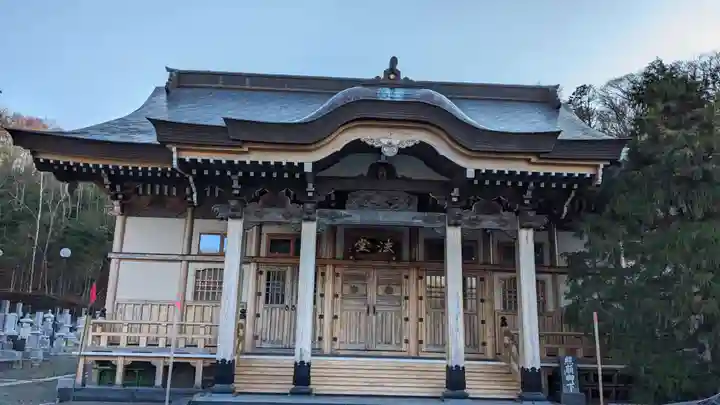 吉祥寺の本殿・本堂