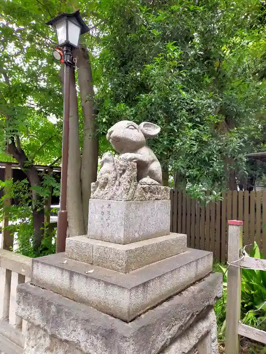 調神社の狛犬