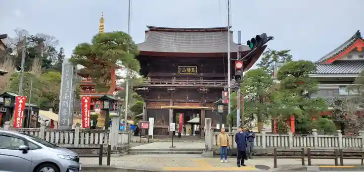 高幡不動尊 金剛寺の山門・神門