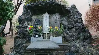 上中里西方不動尊のその他建物